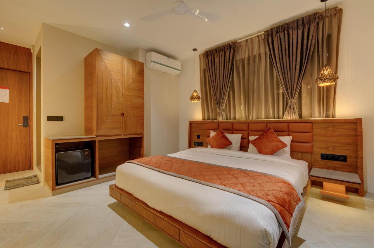 Hotel Diamond 26 Σουράτ Εξωτερικό φωτογραφία