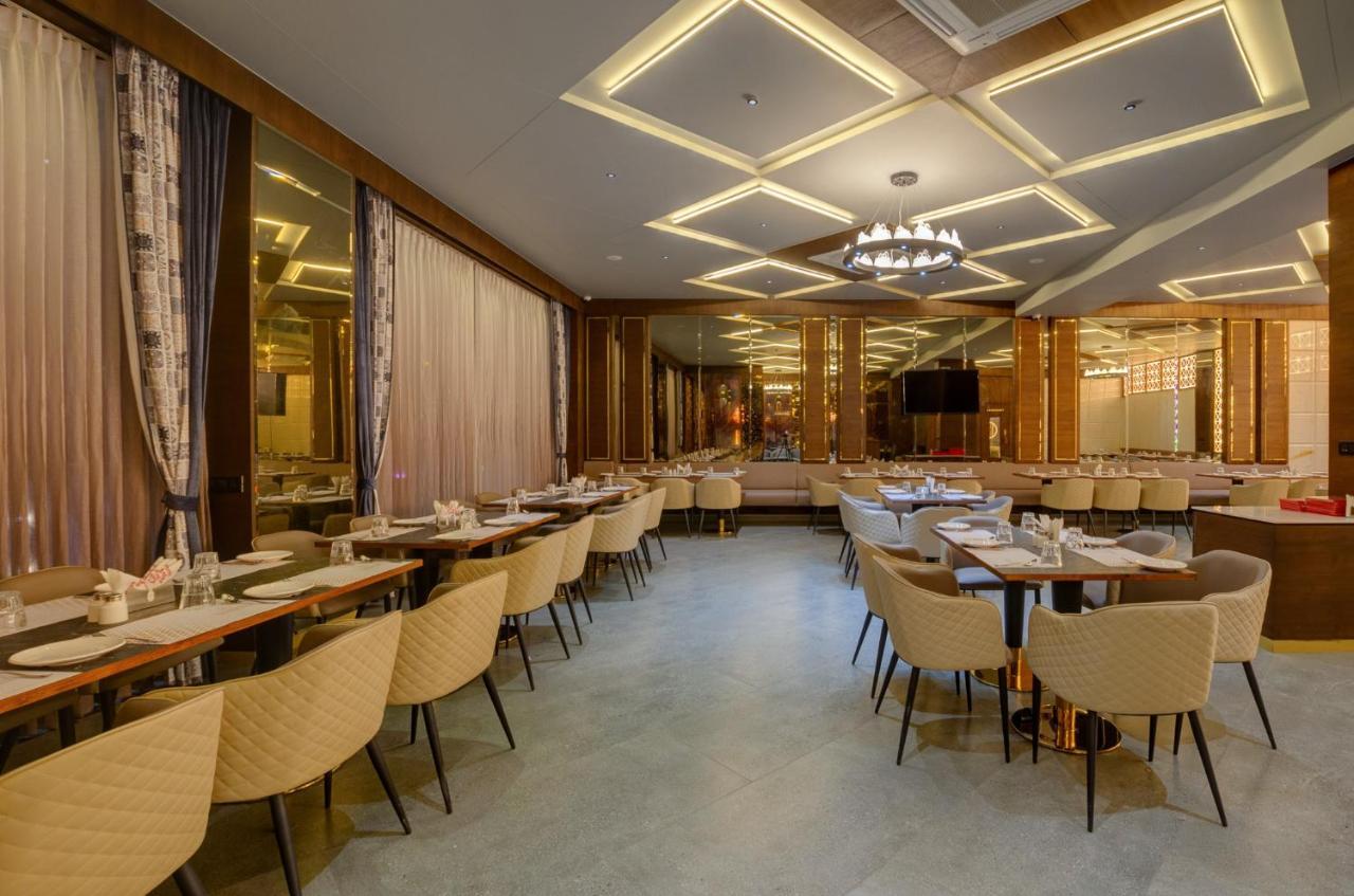 Hotel Diamond 26 Σουράτ Εξωτερικό φωτογραφία